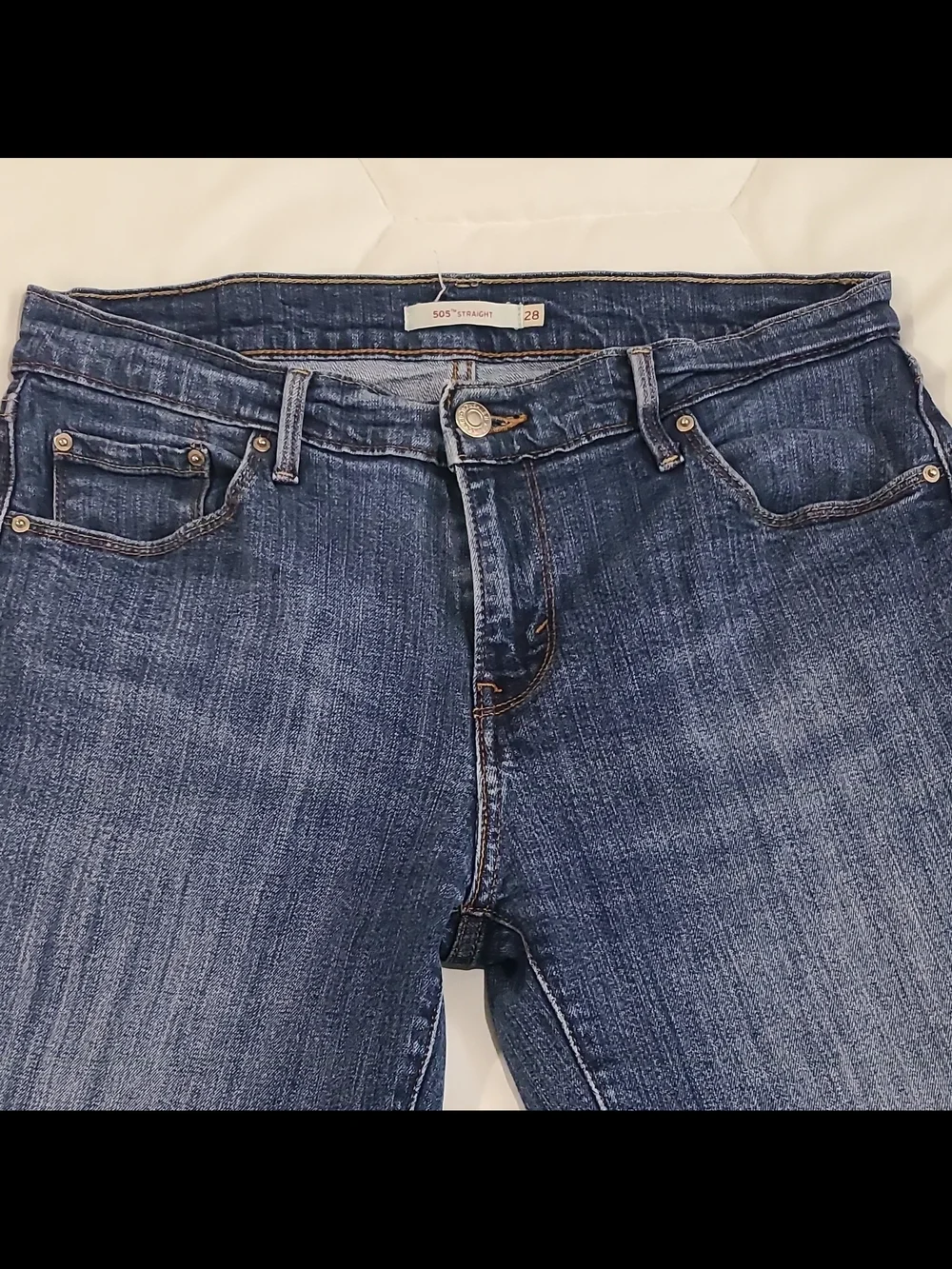 Levi's 505 Straight Men's Blue Denim Jeans Medium Wash Straight Fit Mid Rise